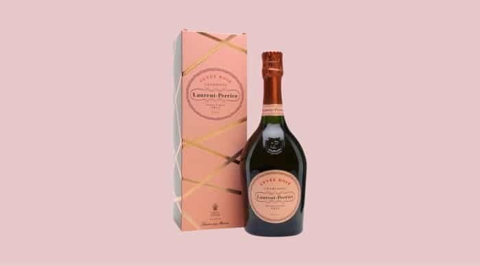 This copper-pink Champagne comes packaged in an elegant bottle inspired by the times of King Henri IV of France.