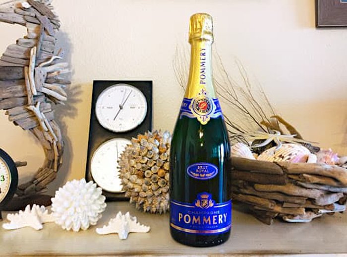 This Brut Champagne by Moet and Chandon is a truly exquisite bottle of wine for a gift!