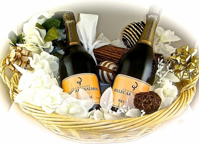 A wine gift basket with fine wines, savory chocolates, and rich cheeses is the best gift you can put together for wine connoisseurs.