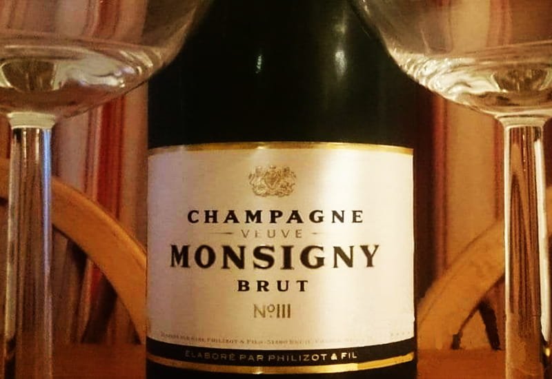 5fec3235baca02e60b571f37_champagne-cocktail-veuve-monsigny-brut-champagne-france.jpg