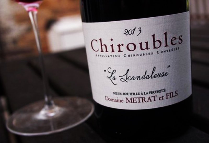 Chiroubles: It is a red wine appellation that makes light and fresh fruit wines.