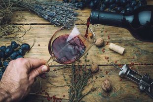 Burgundy Wine: Regions, Best Wines, Prices (2021)