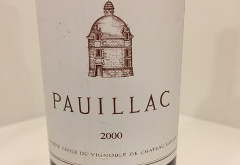 601a9a2db9917a608b54f56a_Le-Pauillac-de-Ch%C3%A2teau-Latour-Pauillac-Medoc-Bordeaux-France-2000%20(1).jpg