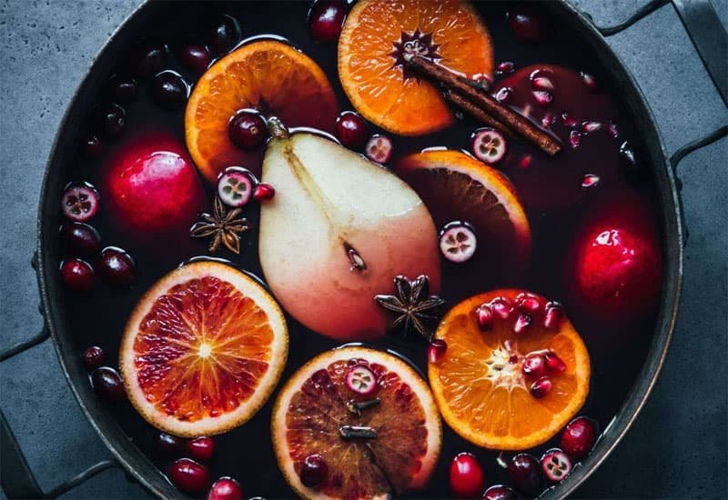 Mulled wine recipe variations and alternative ingredients