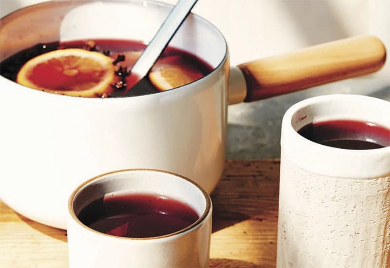 how to serve mulled wine 