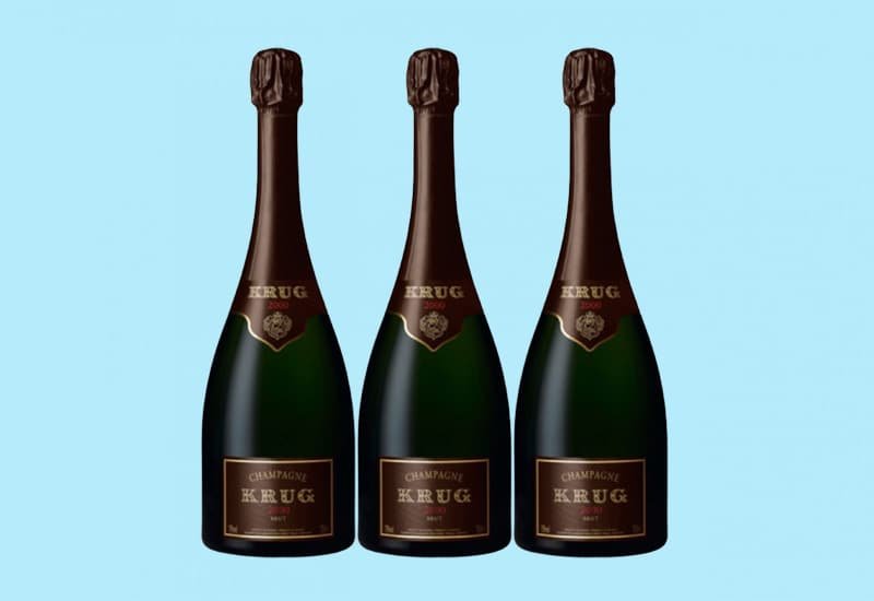 As one of the finest Champagne markers in the world, Krug’s bottles hold a place of honor in the world of sparkling wines. The Vintage Brut Champagne will compliment any meal perfectly.
