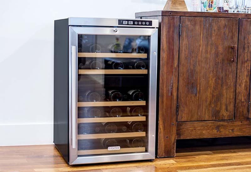 606201d6a80647466b8157ef_What-is-the-Difference-Between-a-Wine-Cabinet-and-a-Wine-Cooler%20(1).jpg