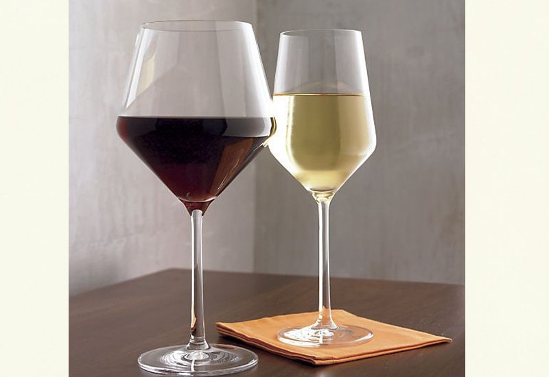 Difference-Between-Red-And-White-Wine-Glasses.jpg