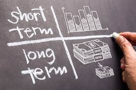 Short Term vs Long Term Investment (1).jpg