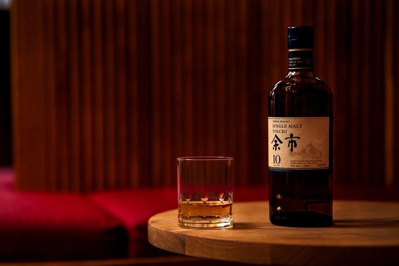 expensive-japanese-whiskey-1.jpg
