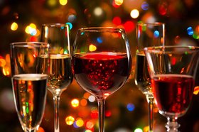 Christmas Wines: 15 Best Wines to Serve and Gift in 2021