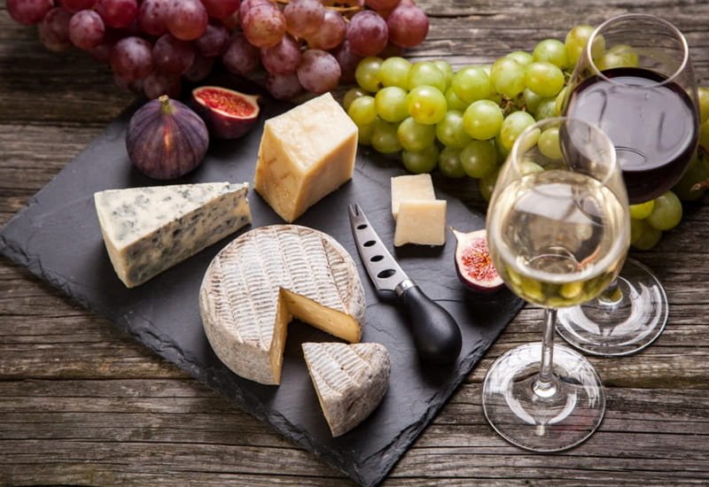 How to drink your wine with the right food and wine pairing.