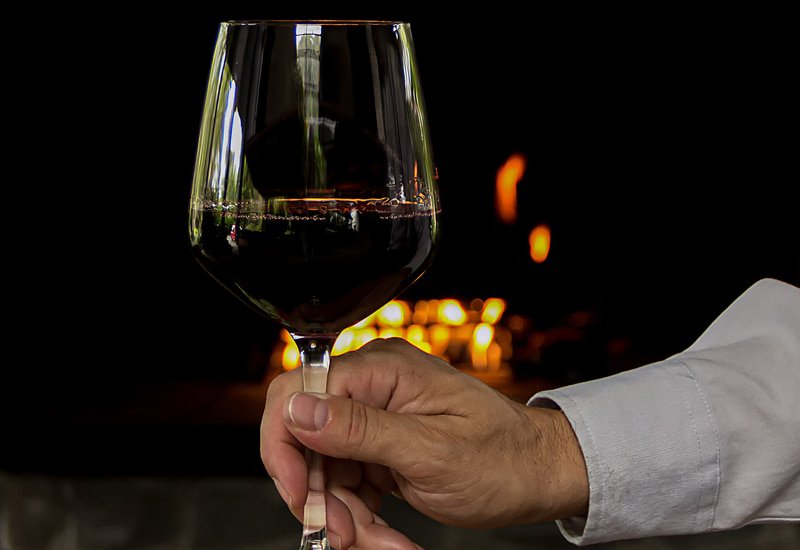 There are various wine styles and flavors, ranging from dry wine to sweet wine.