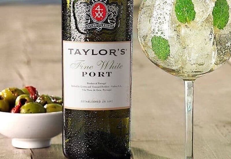 port-wine-alcohol-content-white-port.jpg