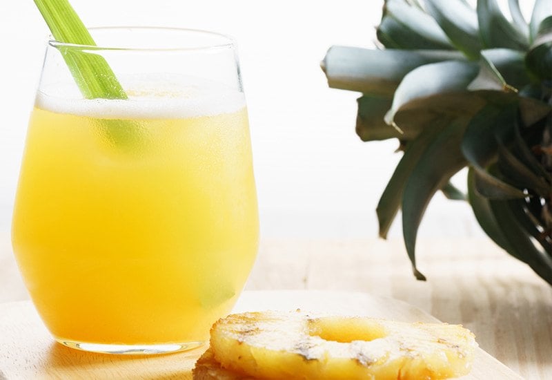 sparkling-wine-cocktails-prosecco-and-pineapple-cocktail.jpg