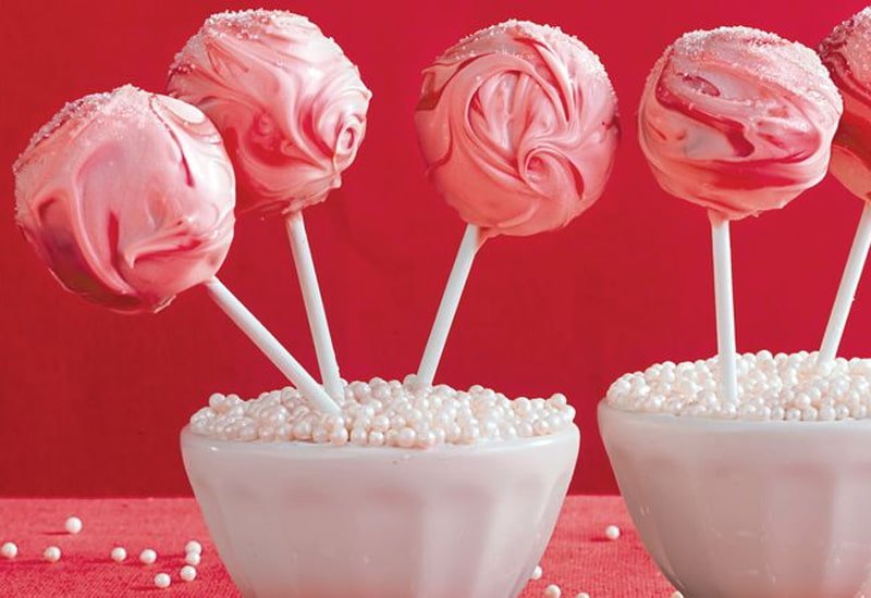 strawberry-cake-balls.jpg