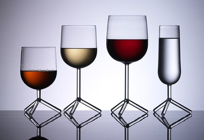 unique-wine-glasses-three-legged-wine-glass.jpg