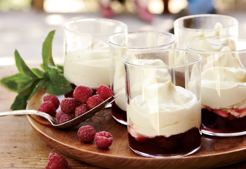 vanilla-and-raspberry-zabaglione.jpg