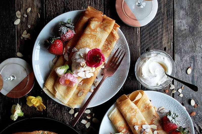 Champagne crepes